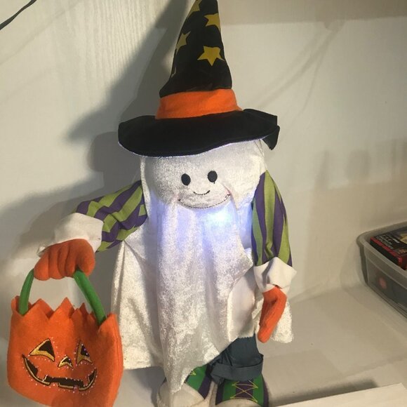 Light-Up Halloween Ghost Witch Hat With Pumpkin Bag 22" tall - Picture 4 of 13